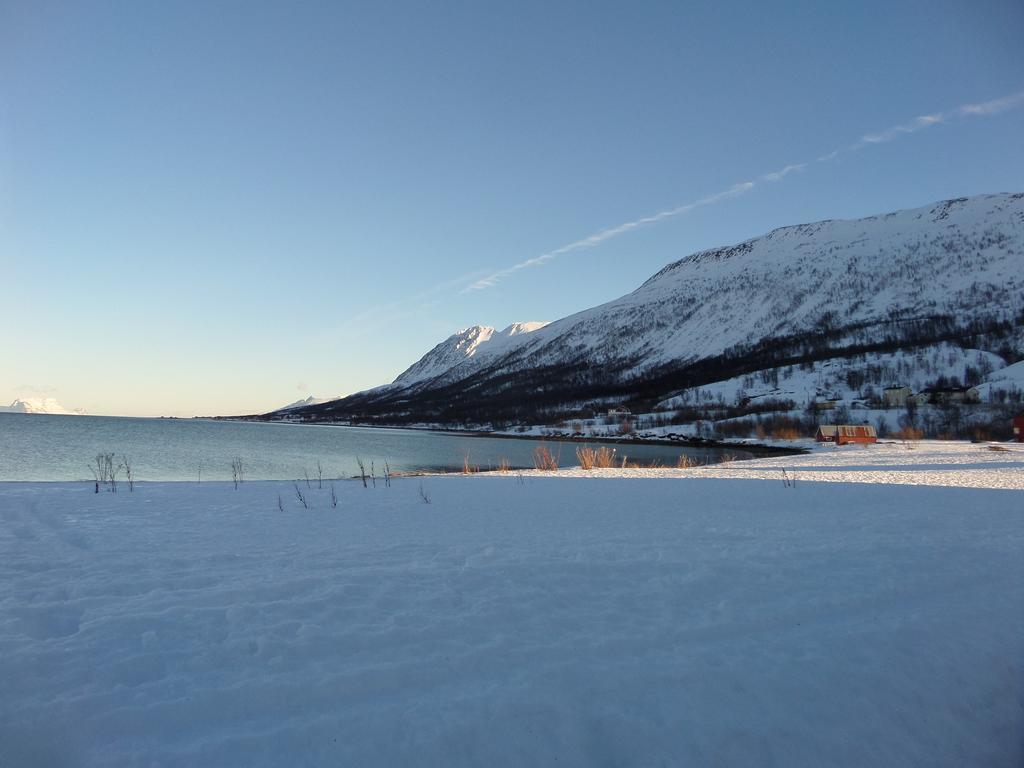 Lyngen Fjordcamp Villa Nord-Lenangen Eksteriør bilde